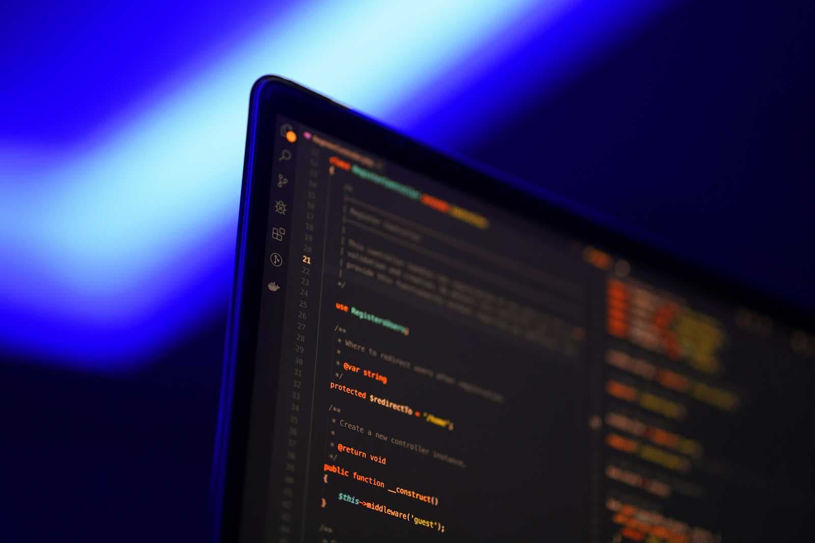 Khám Phá Hai Cách Đơn Giản Để Custom Laravel: Macro và Mixin